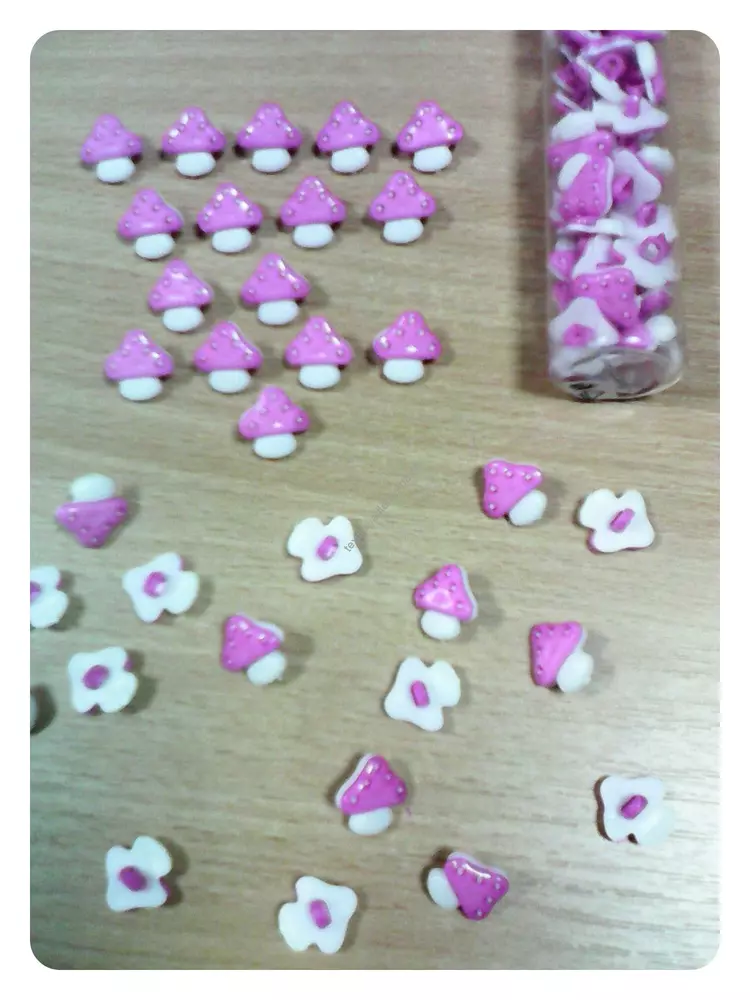 Knoflík 17,5 mm - smetanový