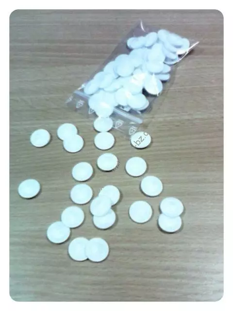 Zip cíchový 65cm - krémový