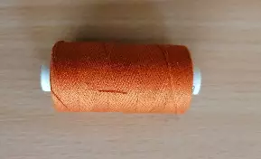 Nitě riflové UNIPOLY JEANS 200m 273 - tmavě rezavá