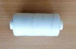 Nitě riflové UNIPOLY JEANS 200m 001 - bílá