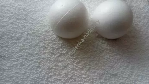 Polystyrenové kuličky - výplň do polštářů a hraček 